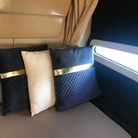 Bateau-hôtel Yacht Experience Lemon Town