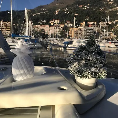 Yacht Experience Lemon Town Bateau-hôtel Menton